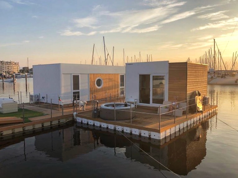 Rimini e Riccione on boat, houseboat
