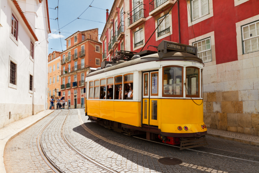 Vacanze in barca a Lisbona, Tram Lisbona