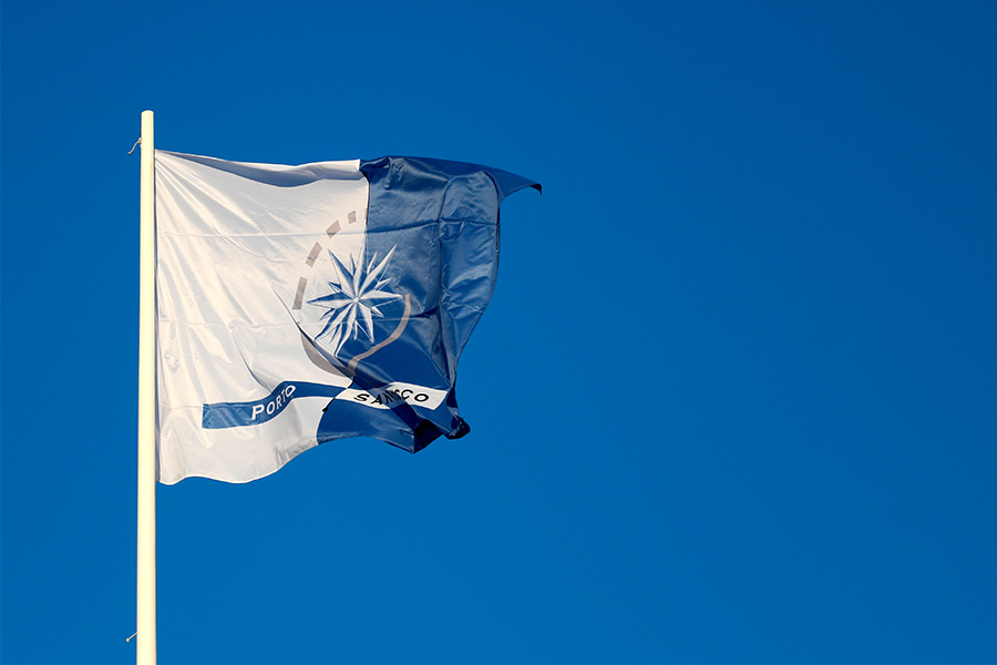 Marina Resort,flag