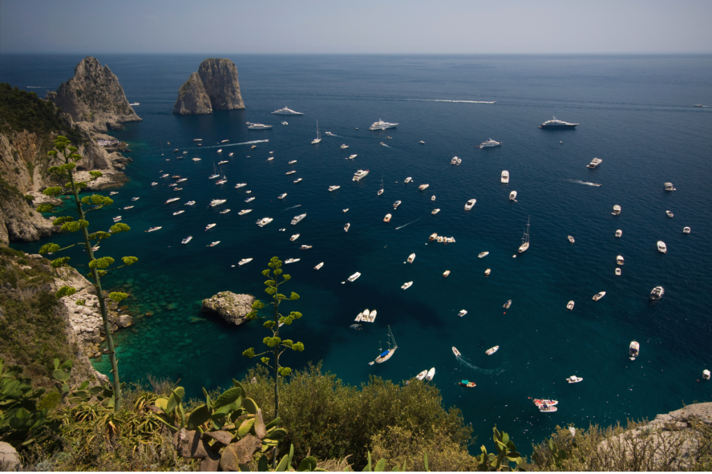 Campania by boat, boats