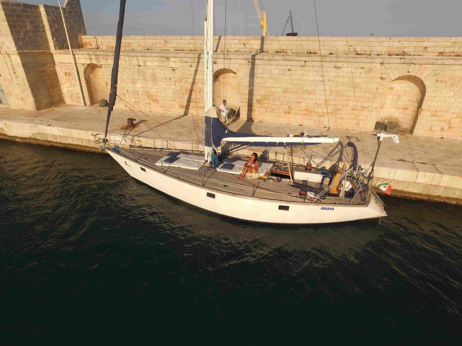 Barca a vela prototipo cantieri De Cesari